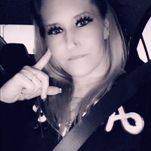 Meet your Posher, Leeanne